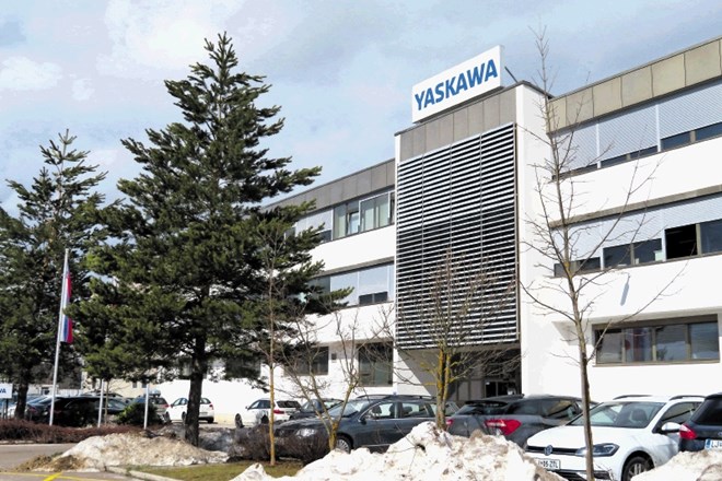 Gradnjo Yaskawine tovarne industrijskih robotov so Japonci zaupali slovenski ekipi, ki bo poskrbela, da bo tovarna v Kočevju...
