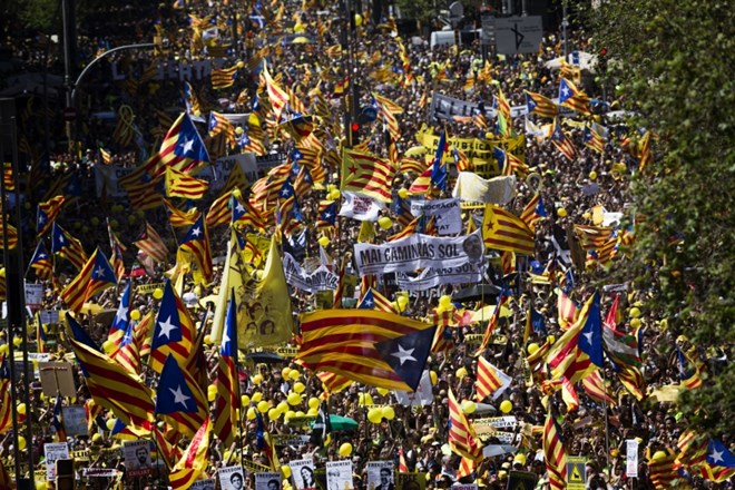 #foto V Kataloniji protesti proti priporu zagovornikov neodvisnosti