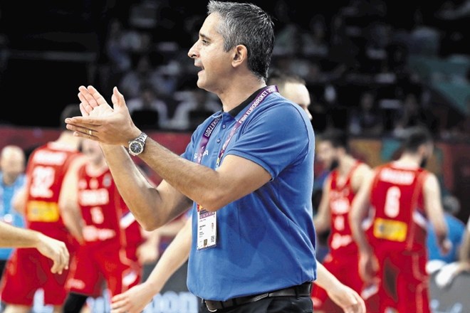 Igor Kokoškov bo v naslednji sezoni glavni trener košarkarjev Phoenixa.