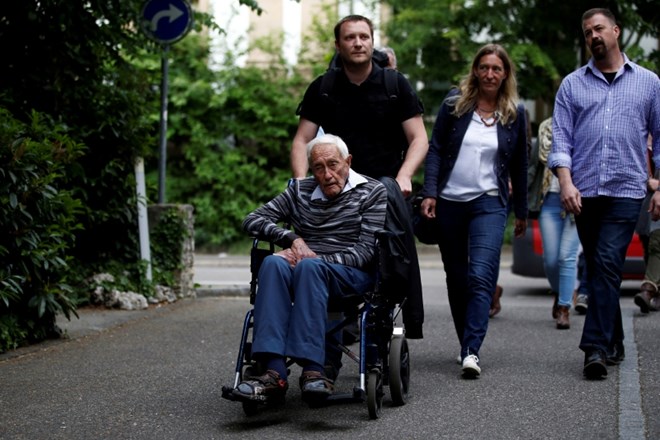 104-letni avstralski znanstvenik končal svoje življenje   