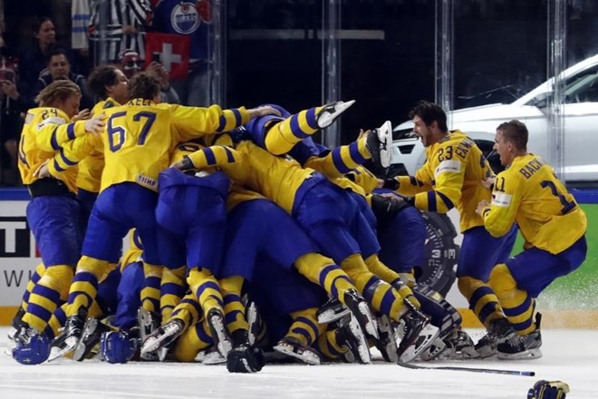 Švedi so znova postali svetovni prvaki v hokeju