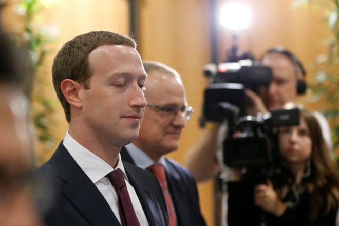 #video Evropski predstavniki Zuckerbergu: V zadnjem desetletju ste se opravičili že najmanj 15-krat