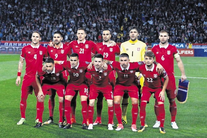 Za srbsko nogometno reprezentanco so turbulentni meseci.