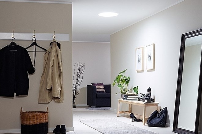 Svetlobniki vnašajo v dom svetlobo in nam pomagajo varčevati z energijo   