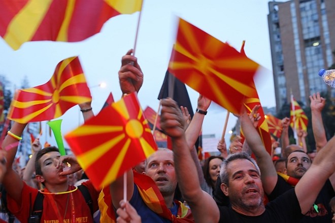 #foto #video V Makedoniji protesti proti spremembi imena in za predčasne volitve