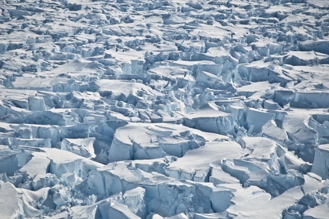 #foto Nov alarm zaradi zelo hitrega krčenja ledu na Antarktiki