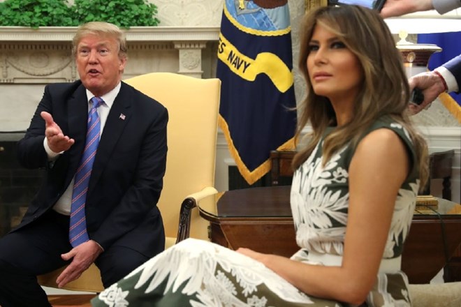Donald in Melania v Ovalni pisarni Bele hiše gostita španski kraljevi par.