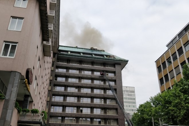 #video #foto Po požaru v hotelu Union v središču Ljubljane z ogledom kraja pričeli kriminalisti