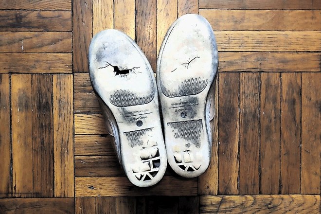 Obrabljeni čevlji iz predvolilne kampanje