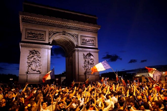 #foto #video Francija slavi, Belgijci ponosni