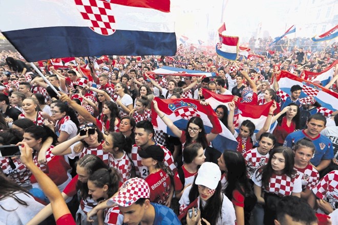 21. svetovno prvenstvo v številkah: Franciji zlato, Hrvaški  srca navijačev