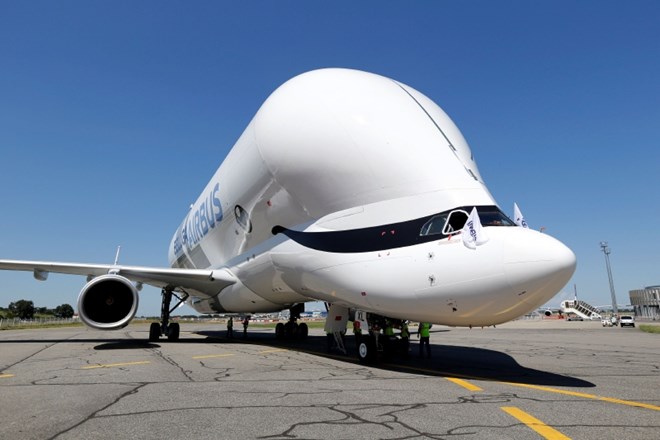 #foto Airbusov beluga XL prvič med oblaki