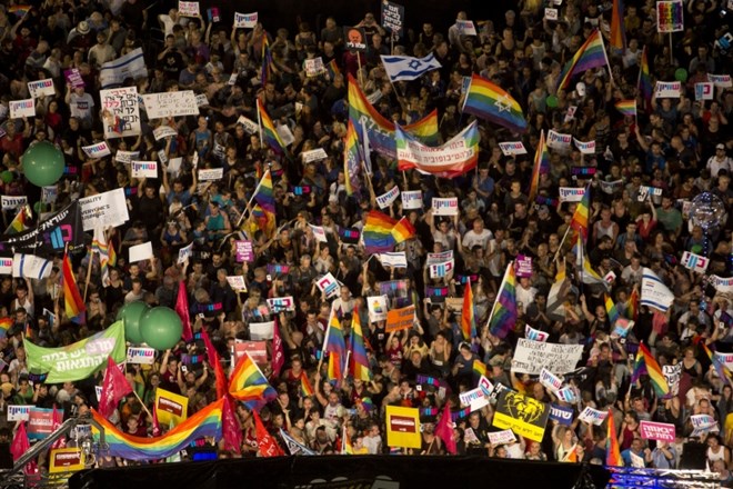 V Izraelu množični protesti proti diskriminaciji skupnosti LGBT