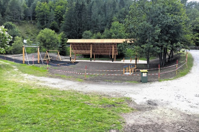 Športni park ob Pišnici v Kranjski Gori bo opominjal na arhitekturno posebnost naše dežele – kozolce in bo mimoidoče...