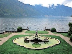 Teresio Olivelli Park, Tremezzo, jezero Como Kot majhen cvetoč dragulj je Parco Teresio Olivelli verjetno ena izmed...