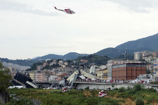 #foto #video V Genovi našteli že več kot 40 žrtev zrušenja viadukta, razglasili izredne razmere 