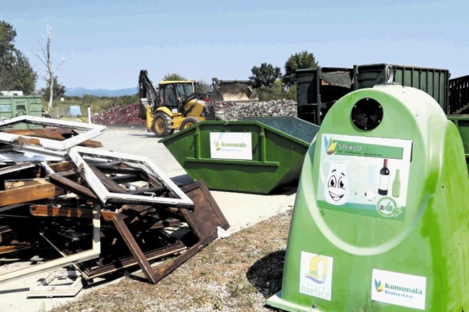 Brežiška komunala je lani na odlagališče odložila 172 ton odpadkov, pred šestimi leti pa več kot 4300 ton. Uporabniki so po...