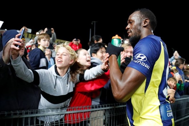 #foto Bolt ob debiju pritegnil 10.000 navijačev