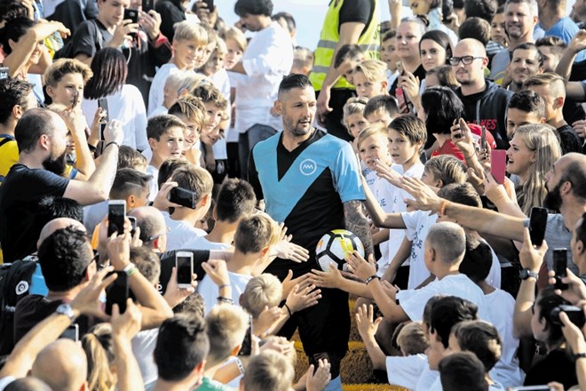 Marco Materazzi se je lahko v Biljah prepričal, kako priljubljen je v Sloveniji.
