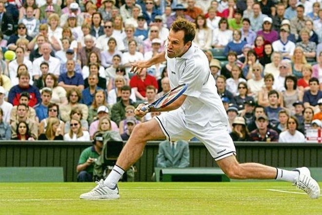 Greg Rusedski leta 2002 v Wimbledonu.