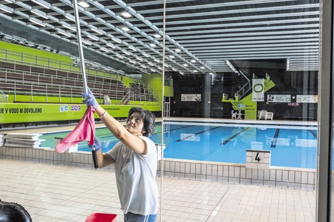 Jutri bodo uradno odprli prenovljeno kopališče Tivoli, v času rekreativnih ur bo plavanje brezplačno.
