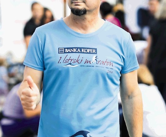 Gašpar Gašpar Mišič se je hvalil, da je na ironmanu zaradi prerivanja, brcanja in praskanja med tekmovalci preplaval več, kot...
