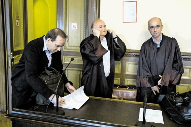 Sodišče je včeraj zavrglo vse druge dokazne predloge tožilstva in obrambe (Radana zastopata Milan Krstić in Gorazd Fišer),...