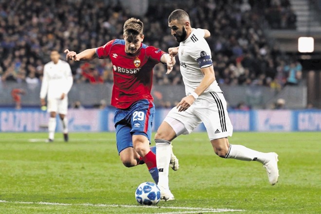 Jaka Bijol (levo) je nekajkrat izvrstno ustavil napadalca Reala Madrida Karima Benzemaja.