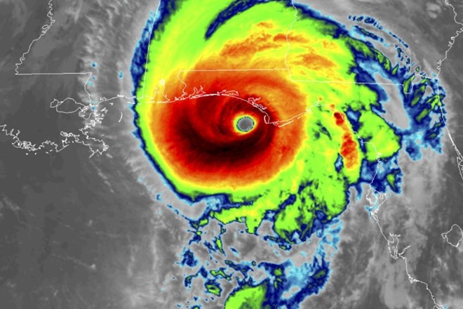 Orkan Michael začel zalivati sever Floride