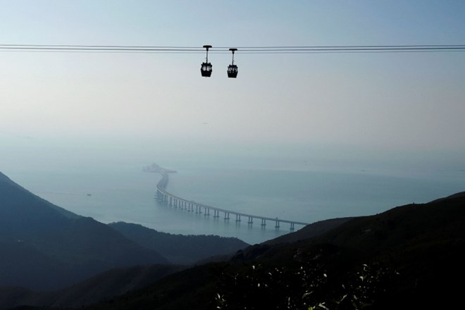 #video #foto Jutri bodo odprli orjaški most med Macaom in Hongkongom