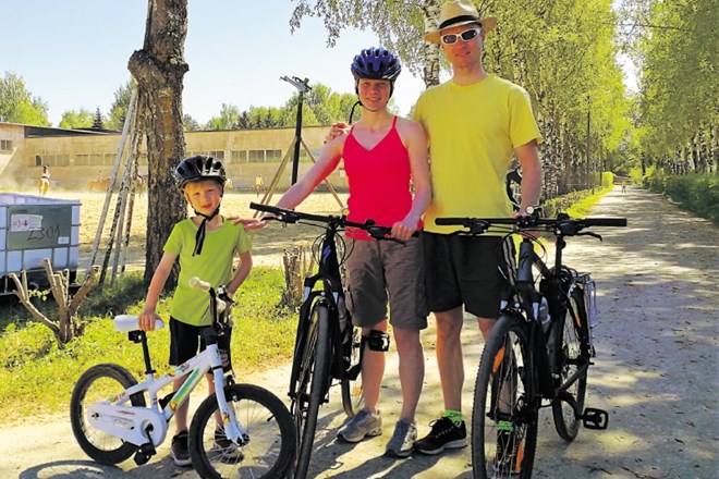 Z ženo Ave in s sinom Martinom radi kolesarijo. Foto: osebni arhiv Matej Goršič