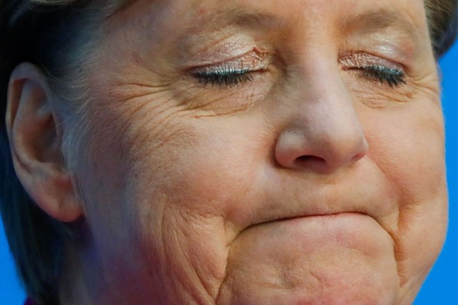 Angela Merkel je po porazih svoje stranke CDU napovedala, da bo leta 2021 odstopila s kanclerskega položaja.