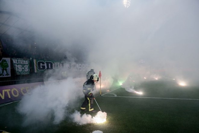 Levica poziva NK Maribor in NZS k boju proti huliganstvu med navijači