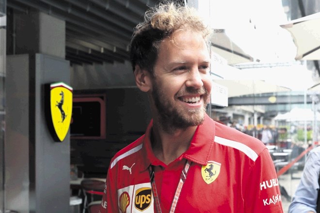 Dirkač Ferrarija Sebastian Vettel je v Brazilijo pripotoval dobro razpoložen.