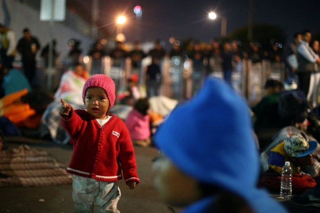 #foto Mehiška Tijuana zaradi migrantov razglasila humanitarno krizo
