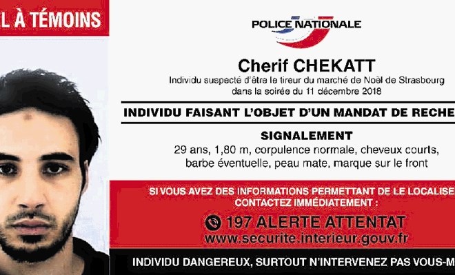 Francoska policija je objavila tiralico za 29-letnim Cheriffom Chekattom, ki je osumljen torkovega strelskega napada v...