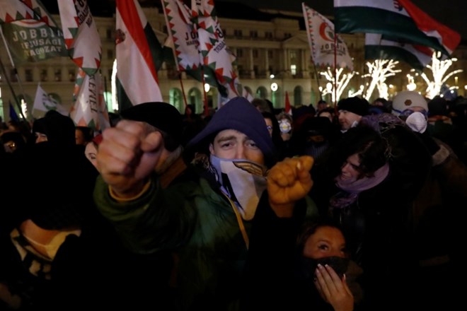 #foto V Budimpešti novi protivladni protesti