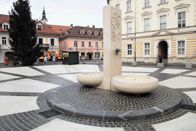 V Kamniku so končali prenovo osrednjega Glavnega trga in Maistrove ulice ob njem.