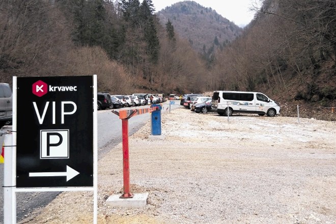 Krvavec ima od letos tudi »VIP-parkirišče« na zemljišču, ki je sicer v občinski lasti.
