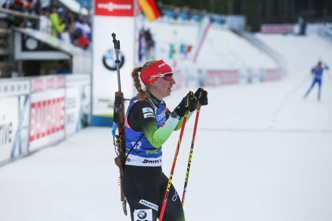 Slovenska biatlonka Polona Klemenčič.