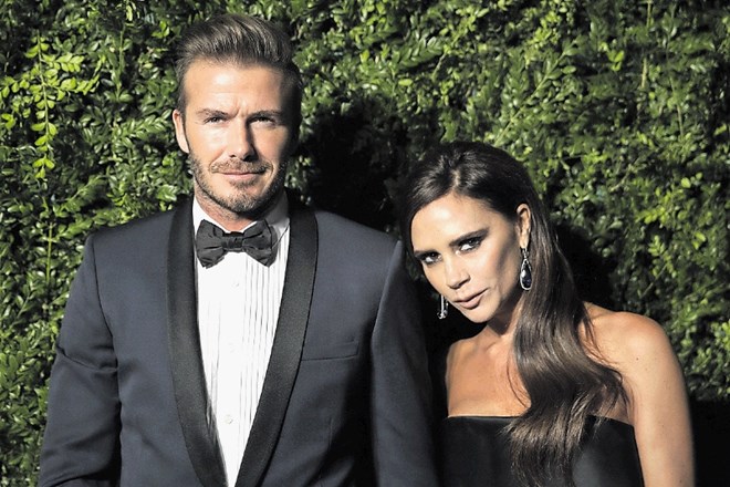 Ko je leta 2003 za Real Madrid začel igrati David Beckham (levo, desno žena Victoria), so uvedli tako imenovani Beckhamov...
