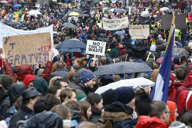 #foto V Bruslju na podnebnem shodu 70.000 ljudi