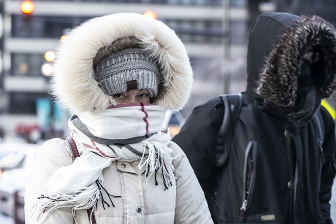 #video Polarni mraz v ZDA terjal 12 smrtnih žrtev, v Chicagu so izmerili minus 28 stopinj Celzija 