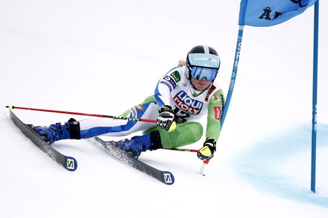 Slovenska alpska smučarka Meta Hrovat po 22. mestu na veleslalomu svetovnega prvenstva ni bila zadovoljna, upa pa, da ji bo...