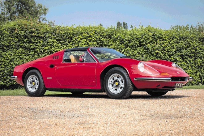 Dino, nekdanja Ferrarijeva znamka manj zmogljivih športnih vozil