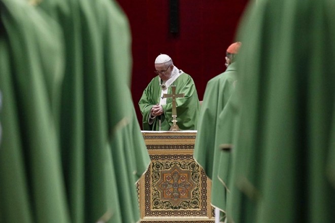 Maša papeža Frančiška ob koncu konference o preprečitvi spolnih zlorab v Cerkvi.