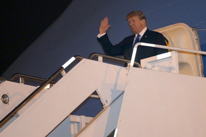 Donald Trump je prispel v Vietnam.