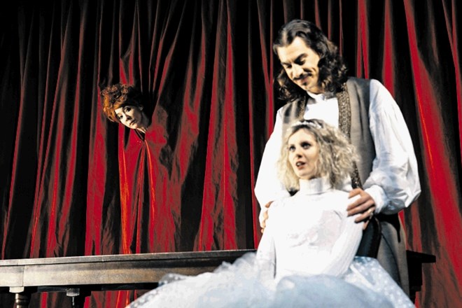 Tokratna postavitev Tartuffa v MGL bo v slovenskem prostoru že dvajseta gledališka interpretacija Molièrove tragikomedije (na...