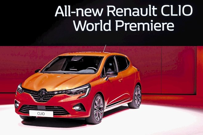 Renault clio – peta generacija je oblikovno zelo podobna prejšnji, veliko sprememb pa je v notranjosti, ki je kakovostnejša,...