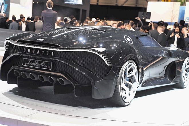 Bugatti la voiture noire – najdražji nov avto poganja motor s 1500 konji (1103 kW).